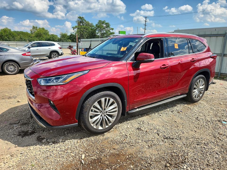 2022 Toyota Highlander VIN 5TDFZRBH0NS193813 — COPART salvage auction photo