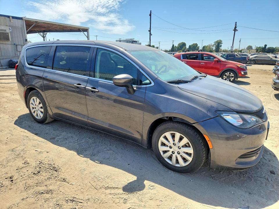 2018 Chrysler Pacifica VIN 2C4RC1AG3JR355736 COPART salvage auction — FRONT END, Ca - Dis/Dlr/Exp Only Clean Title, sold $2,250 on 2026-09-02 (photo 4)