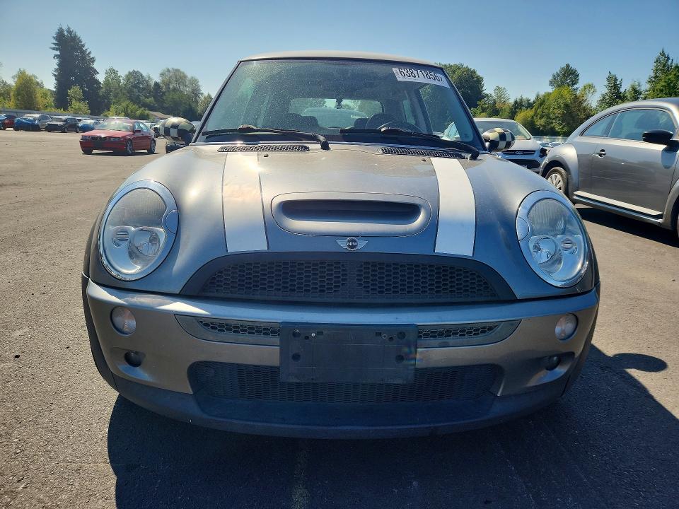2004 Mini Cooper VIN WMWRE33494TD85071 COPART salvage auction — MECHANICAL, WA - VEHICLE CERT OF OWNERSHIP-TITL, sold $175 on 2026-08-17 (photo 5)