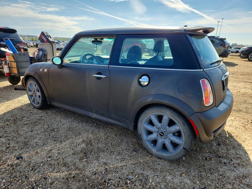 2004 Mini Cooper VIN WMWRE33484TD86387 COPART salvage auction — WATER/FLOOD, Ab - Bos - Active, sold $125 on 2026-08-13 (photo 2)
