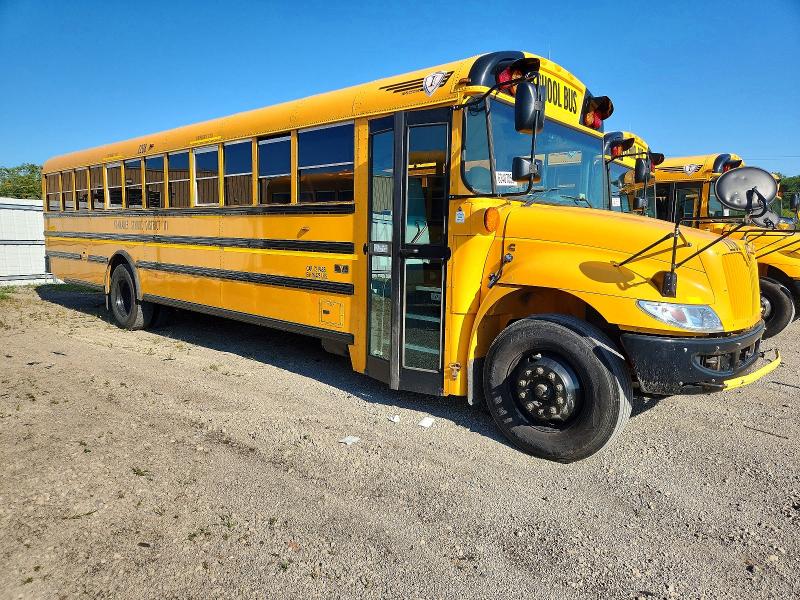 2022 Ic VIN 4DRBUC8P4NB411070 — COPART salvage auction photo