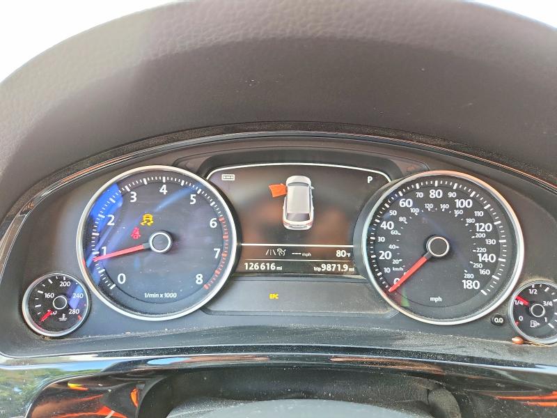 2016 Volkswagen Touareg VIN WVGEF9BP9GD006400 COPART salvage auction — MINOR DENT/SCRATCHES, Ma - Certificate Of Title, sold $500 on 2026-08-13 (photo 9)