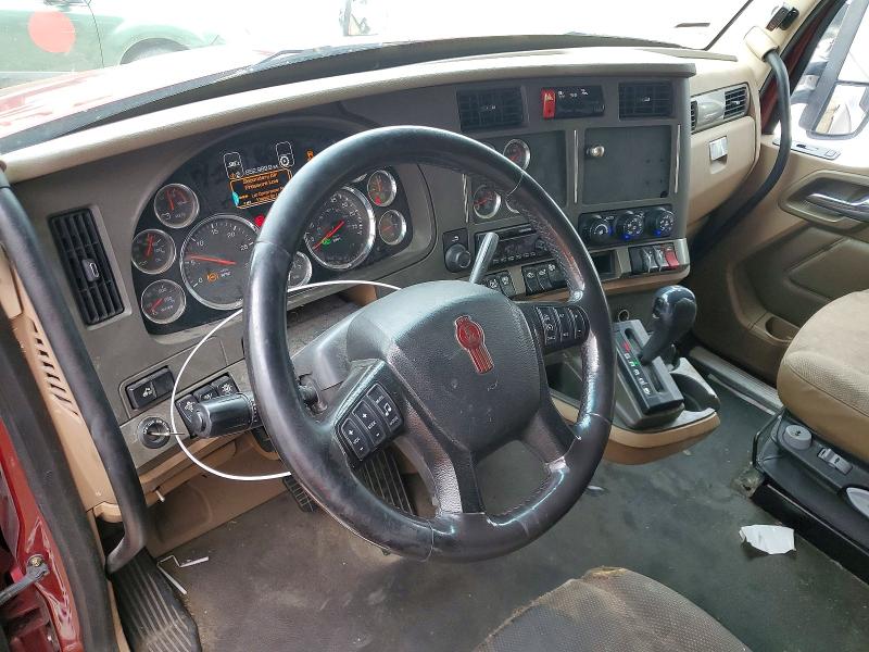 2016 Kenworth T680 VIN 1XKYDP9X3GJ483024 COPART salvage auction — MINOR DENT/SCRATCHES, VA - CERTIFICATE OF TITLE, sold $10,000 on 2026-09-01 (photo 8)