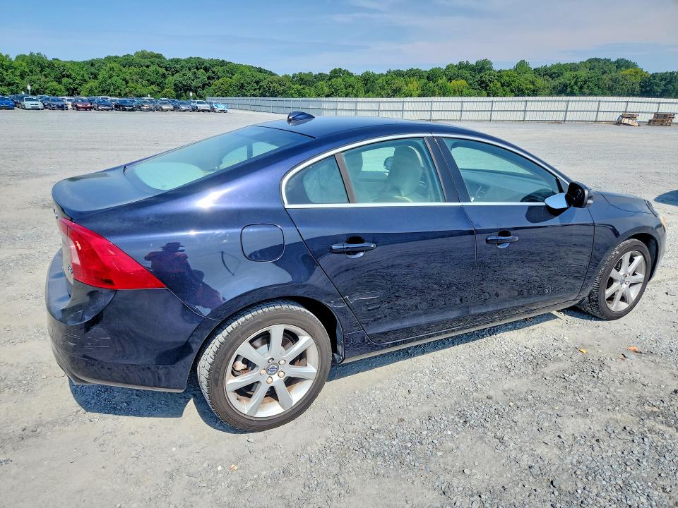 2016 Volvo S60 VIN YV126MFK0G2400186 COPART salvage auction — MECHANICAL, NC - DEALER ONLY CLEAN TITLE (P), sold $3,900 on 2026-09-18 (photo 3)