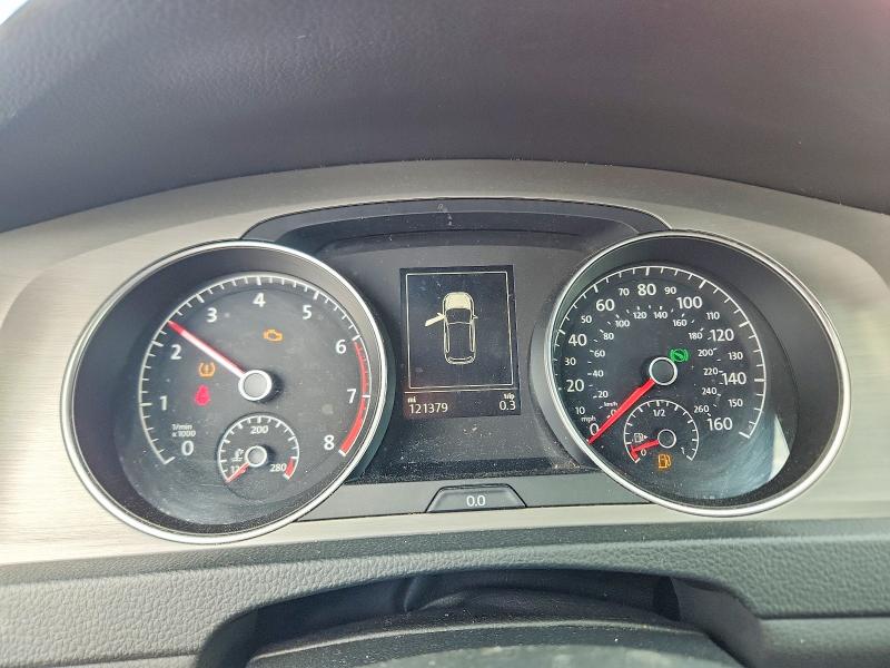 2015 Volkswagen Golf VIN 3VW217AU8FM014005 COPART salvage auction — MINOR DENT/SCRATCHES, Sc - Dealer Only Clean Title, sold $4,250 on 2026-08-19 (photo 9)
