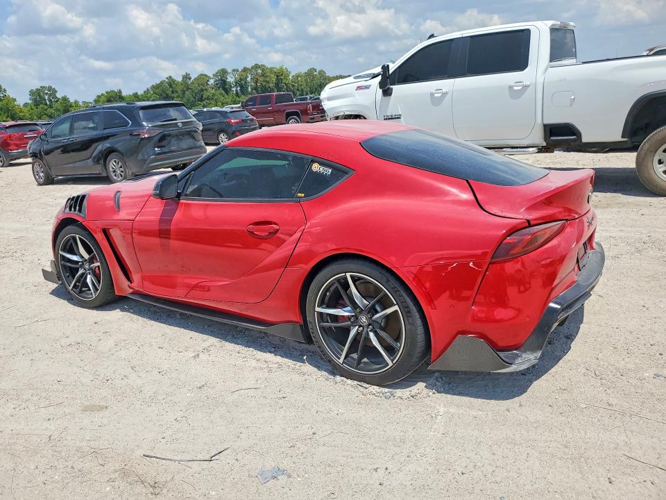 2022 Toyota Supra VIN WZ1DB0C07NW051668 COPART salvage auction — SIDE, Fl - Cert Of Title Slvg Rebuildable, sold $22,300 on 2026-10-02 (photo 2)