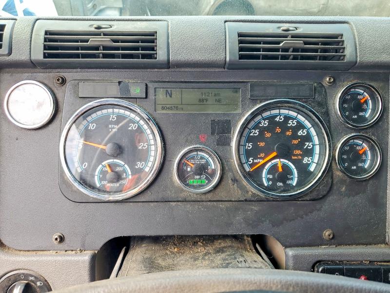 2016 Freightliner Cascadia VIN 3AKJGHDV6GSHC2694 COPART salvage auction — NORMAL WEAR, OH - CERTIFICATE OF TITLE, sold $2,950 on 2026-09-08 (photo 9)