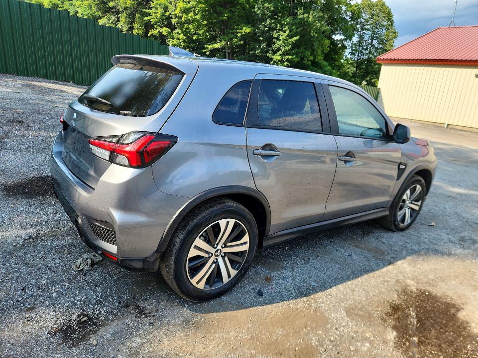 2026 Mitsubishi Outlander sport VIN JA4ARUAU7TU003231 COPART salvage auction — SIDE, TX - CERTIFICATE OF TITLE (P), sold $8,000 on 2026-08-24 (photo 3)