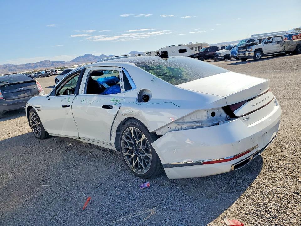 2023 Genesis G90 VIN KMTFC4SD8PU027654 COPART salvage auction — SIDE, Nv - Salvage Title, sold $36,500 on 2026-09-17 (photo 2)
