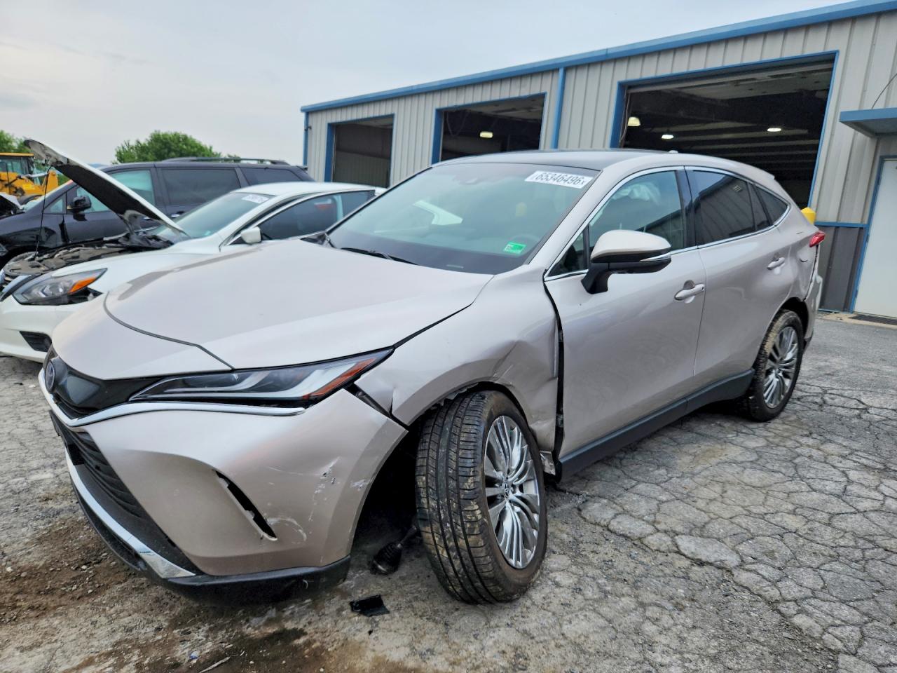 2023 Toyota Venza VIN JTEAAAAH3PJ150308 — COPART salvage auction photo