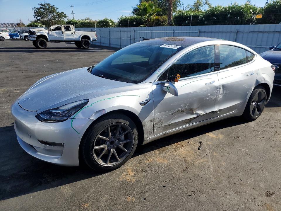 2018 Tesla Model 3 VIN 5YJ3E1EA2JF058801 — COPART salvage auction photo