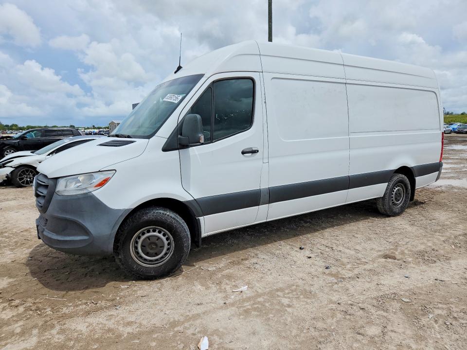 2022 Mercedes-benz Sprinter VIN W1Y4ECHY8NT081894 COPART salvage auction — MINOR DENT/SCRATCHES, Salvage Title, sold $9,500 on 2026-08-24 (photo 1)