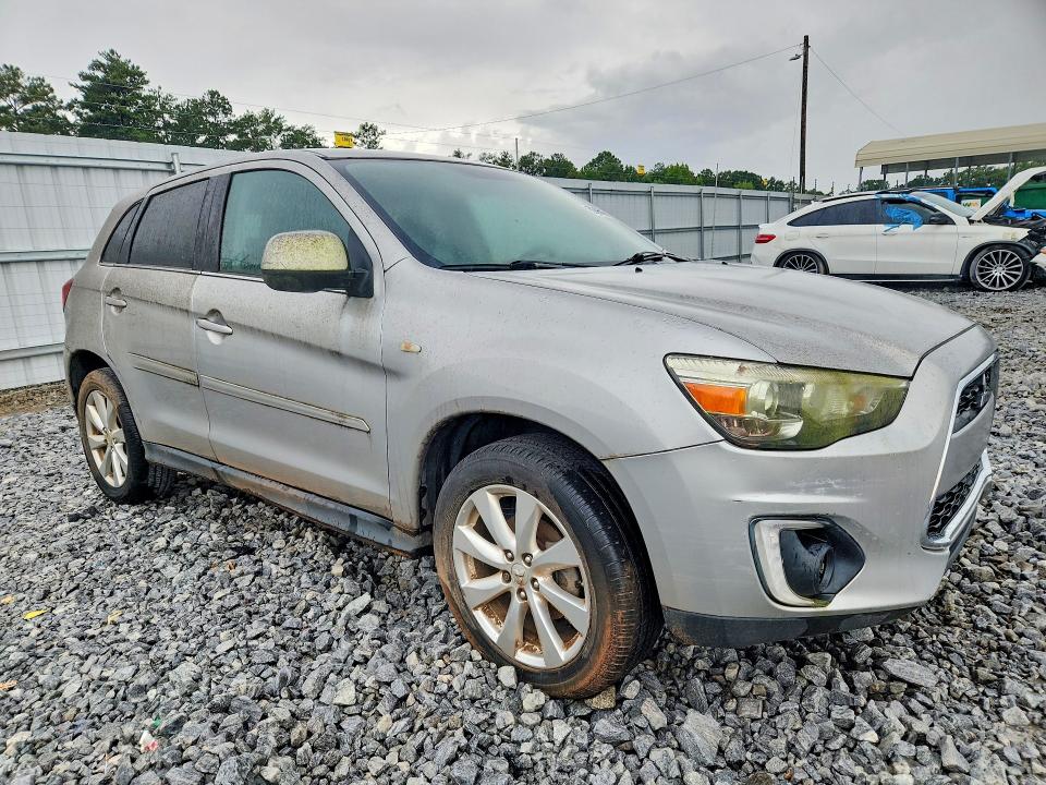 2015 Mitsubishi VIN 4A4AP4AU0FE006037 COPART salvage auction — MECHANICAL, Salvage Title, sold $800 on 2026-08-25 (photo 4)