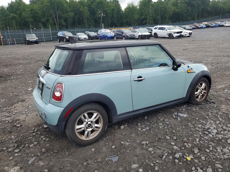 2012 Mini Cooper VIN WMWSU3C51CT255682 COPART salvage auction — WATER/FLOOD, Pa - Certificate Of Salvage, sold $100 on 2026-09-02 (photo 3)