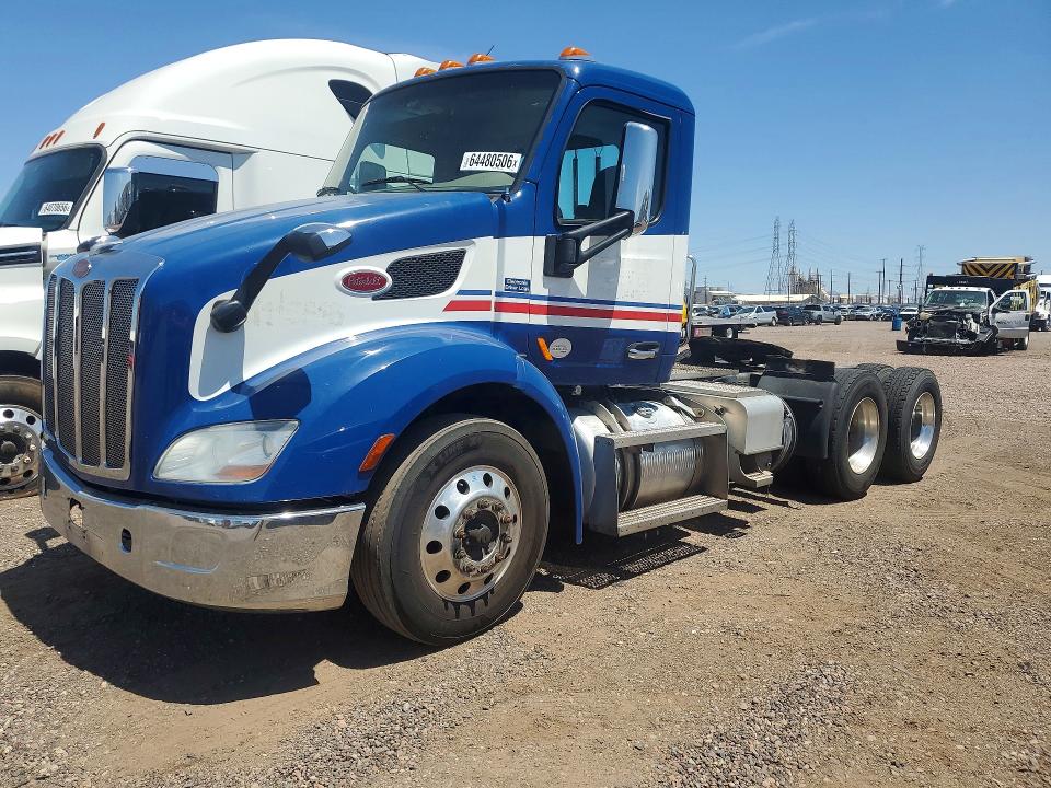 2019 Peterbilt 579 VIN 1XPBDP9X9KD235254 — COPART salvage auction photo