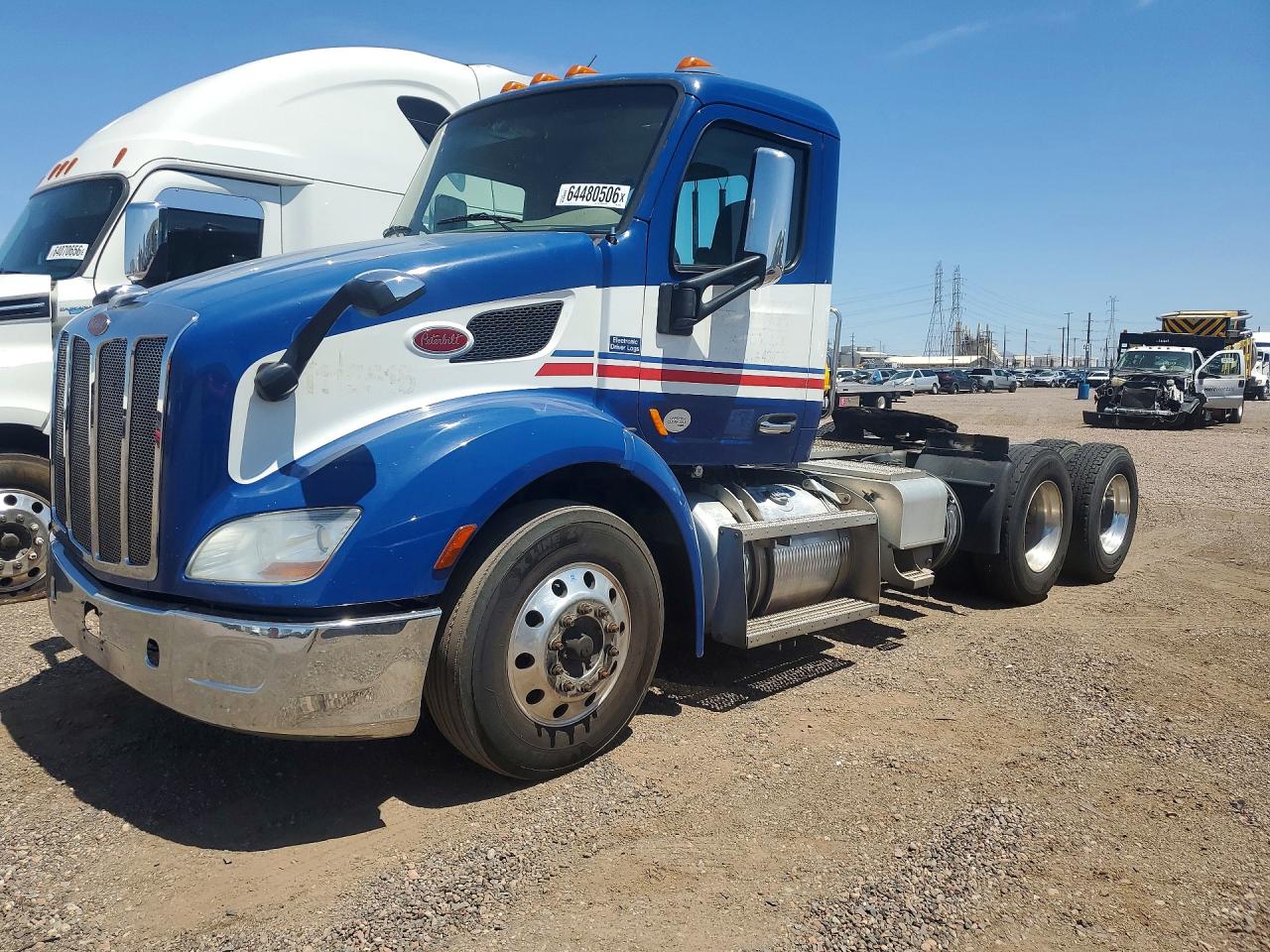 2019 Peterbilt 579 VIN 1XPBDP9X9KD235254 — COPART salvage auction photo