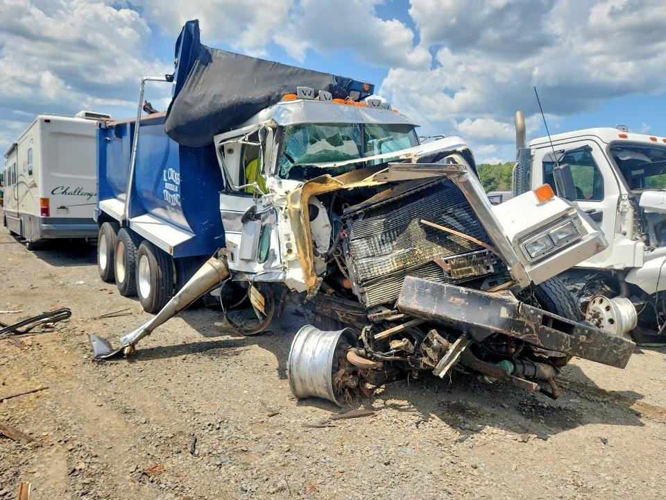 2007 Western star/auto car VIN 5KKHAECV97PX48041 COPART salvage auction — ALL OVER, AR - CERTIFICATE OF TITLE, sold $1,450 on 2026-09-29 (photo 4)