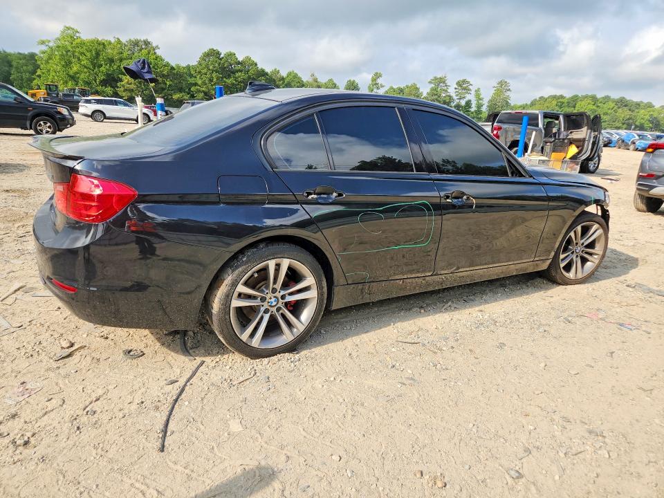 2013 BMW 3er VIN WBA3B3C5XDF535708 COPART salvage auction — FRONT END, Va - Cert Of Title - Salvage, sold $425 on 2026-08-11 (photo 3)