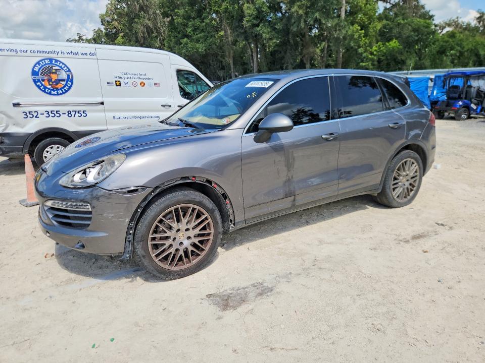 2013 Porsche Cayenne VIN WP1AA2A22DLA02932 COPART salvage auction — SIDE, Fl - Cert Of Title Slvg Rebuildable, sold $600 on 2026-08-18 (photo 1)
