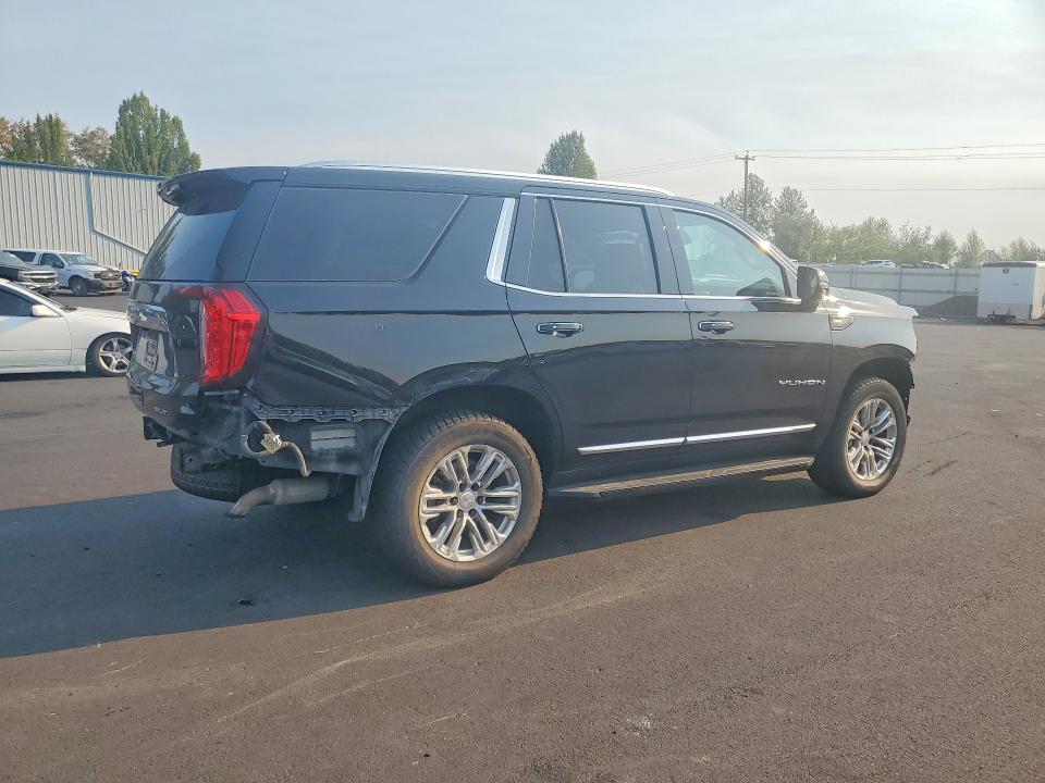 2021 Gmc Yukon VIN 1GKS2BKD5MR312593 COPART salvage auction — REAR END, OR - SALVAGE TITLE CERTIFICATE, sold $22,300 on 2026-10-14 (photo 3)