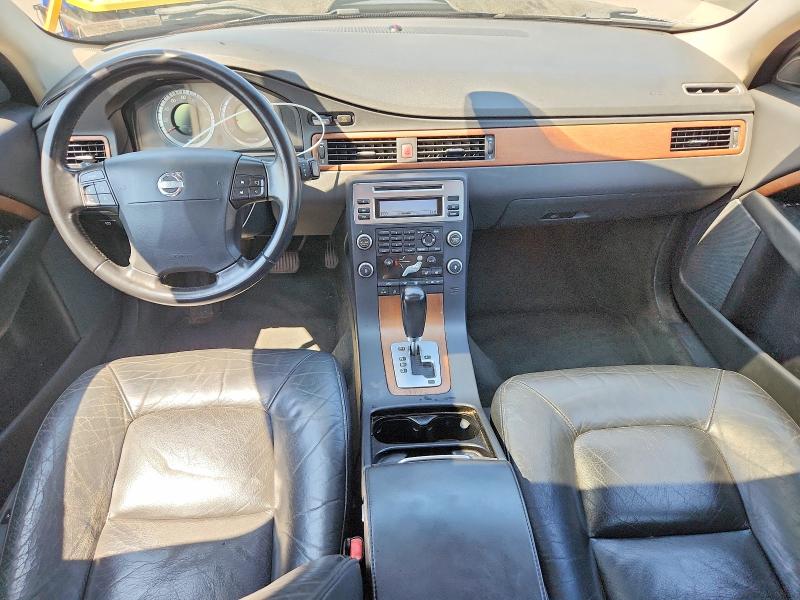 2008 Volvo S80 VIN YV1AH992X81055402 COPART salvage auction — NORMAL WEAR, Pa - Cert Of Title, sold $250 on 2026-08-11 (photo 8)