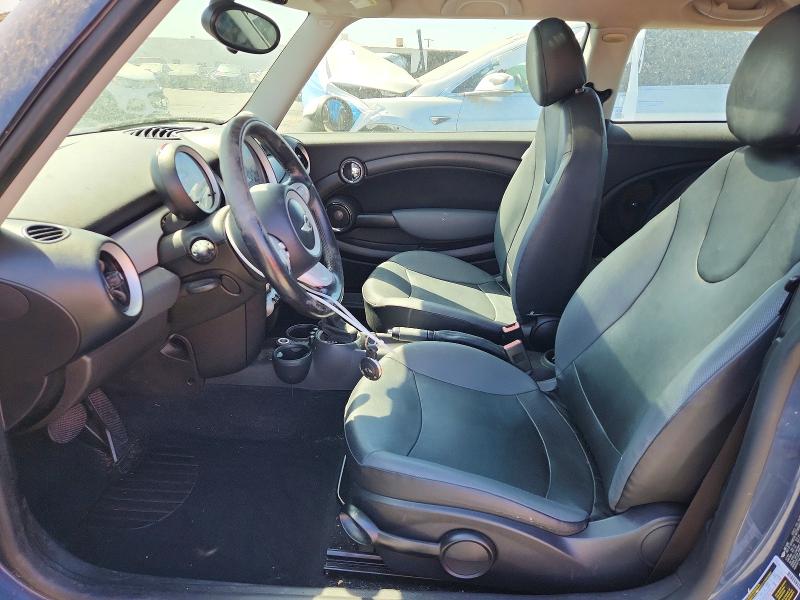 2010 Mini Cooper VIN WMWMF3C52ATZ61544 COPART salvage auction — MINOR DENT/SCRATCHES, CA - APP FOR DUP CLEAN OR AC, sold $475 on 2026-09-10 (photo 7)