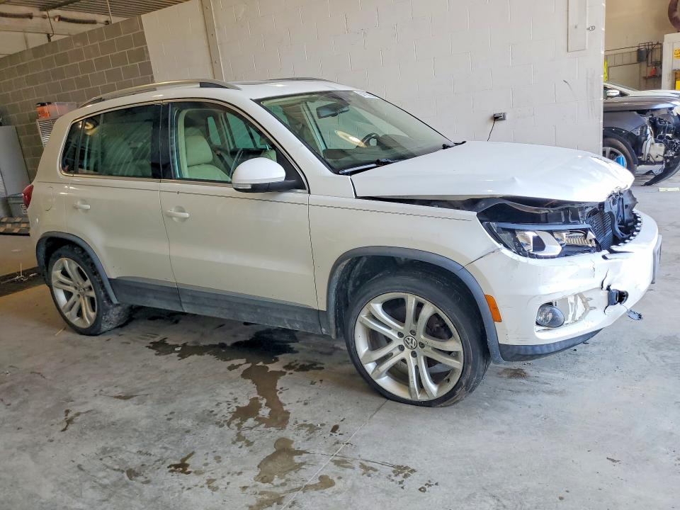 2013 Volkswagen Tiguan VIN WVGBV7AX2DW501582 COPART salvage auction — FRONT END, Mo - Certificate Of Title, sold $500 on 2026-08-18 (photo 4)