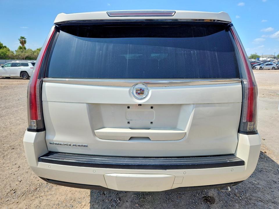 2015 Cadillac Escalade VIN 1GYS3BKJ1FR304261 COPART salvage auction — MINOR DENT/SCRATCHES, Tx - Certificate Of Title, sold $9,200 on 2026-08-19 (photo 6)