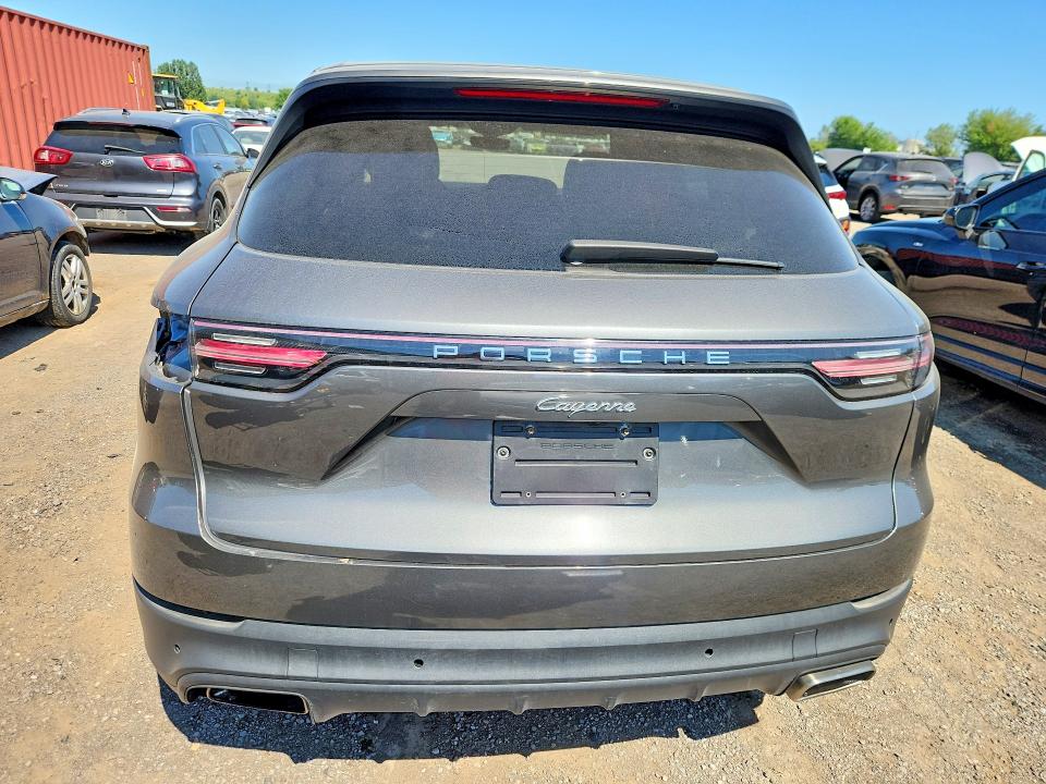2019 Porsche Cayenne VIN WP1AA2AY2KDA09505 COPART salvage auction — SIDE, ON - PERMIT NO BRAND - UNFIT, sold $15,750 on 2026-10-06 (photo 6)