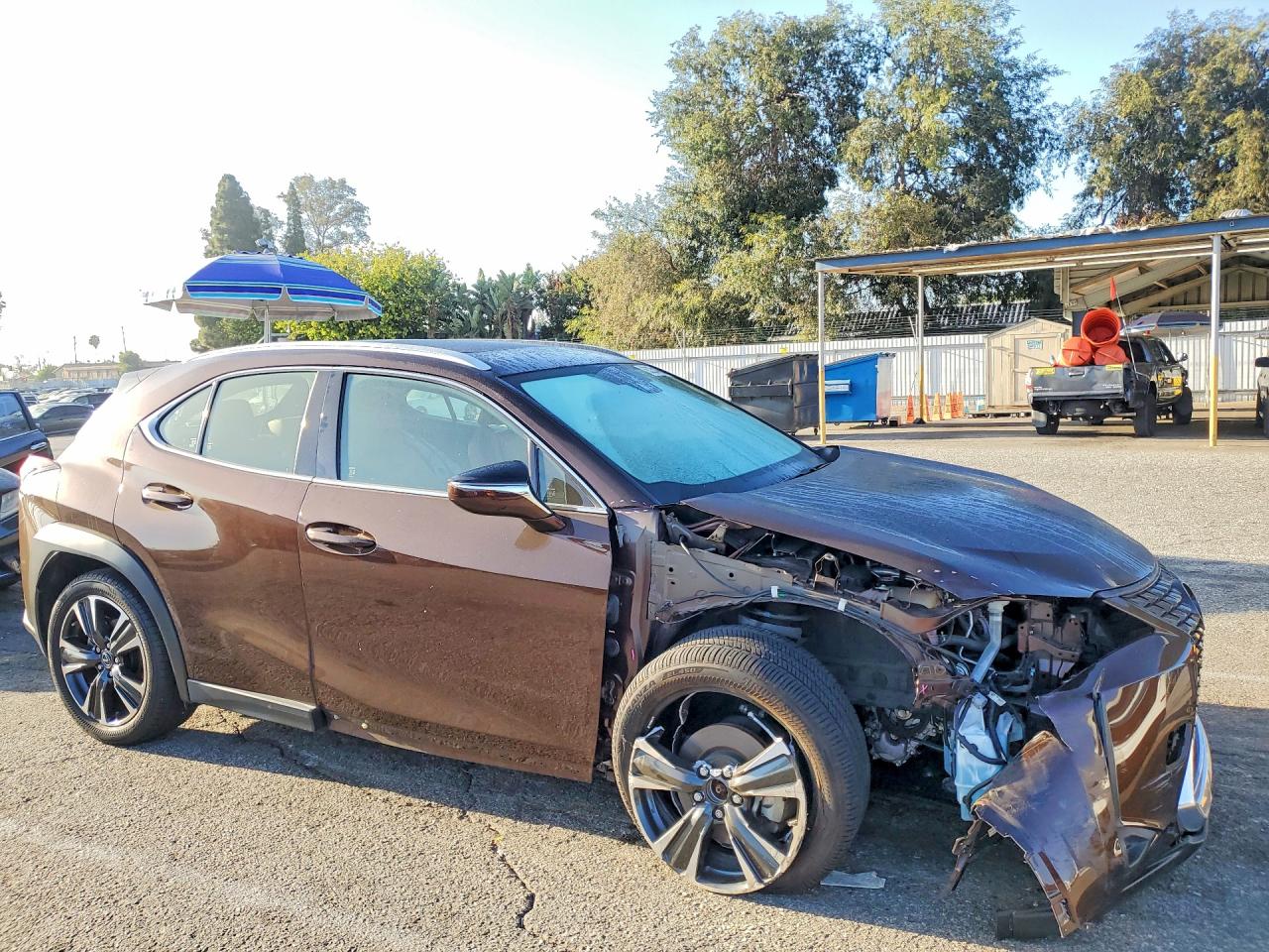2019 Lexus Ux 200 VIN JTHY3JBH0K2013596 COPART salvage auction — Front End, CA - SALVAGE CERTIFICATE, sold $9,300 on 2026-08-11 (photo 4)