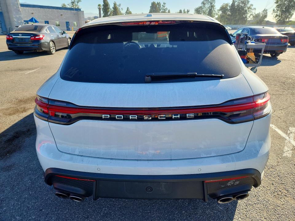 2022 Porsche Macan VIN WP1AA2A57NLB11883 COPART salvage auction — FRONT END, Ca - Salvage Certificate, sold $28,000 on 2026-09-17 (photo 6)