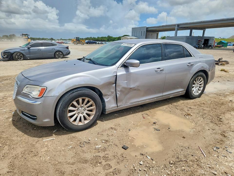 2014 Chrysler 300 VIN 2C3CCAAG6EH141670 COPART salvage auction — SIDE, Fl - Cert Of Title Slvg Rebuildable, sold $1,000 on 2026-08-27 (photo 1)