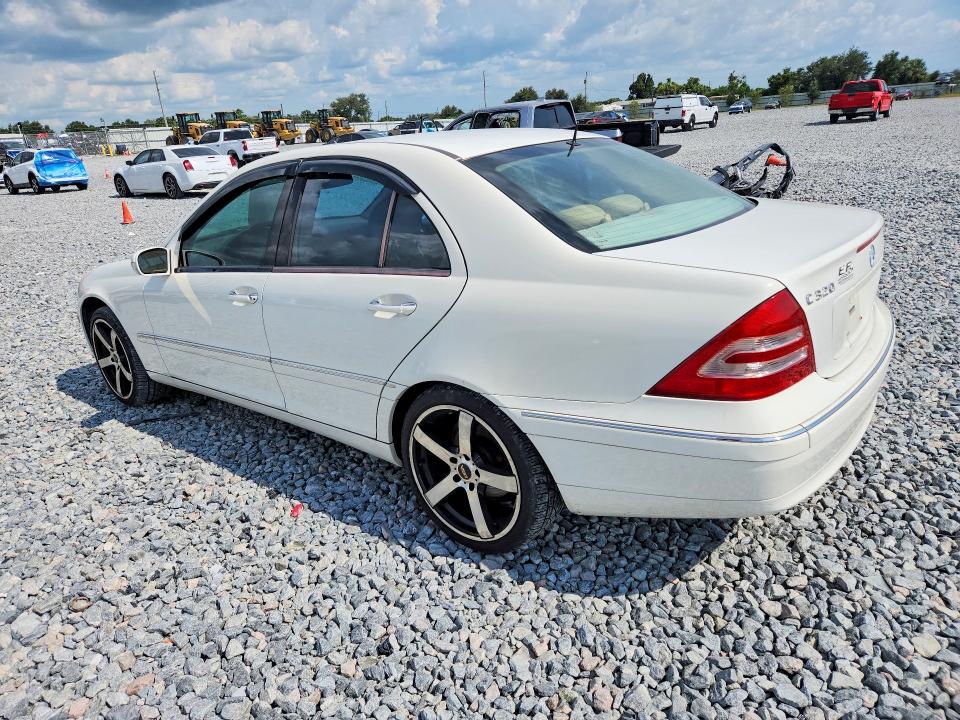 2002 Mercedes-benz C class VIN WDBRF64J32F182576 COPART salvage auction — MINOR DENT/SCRATCHES, FL - CERTIFICATE OF TITLE, sold $375 on 2026-08-21 (photo 2)