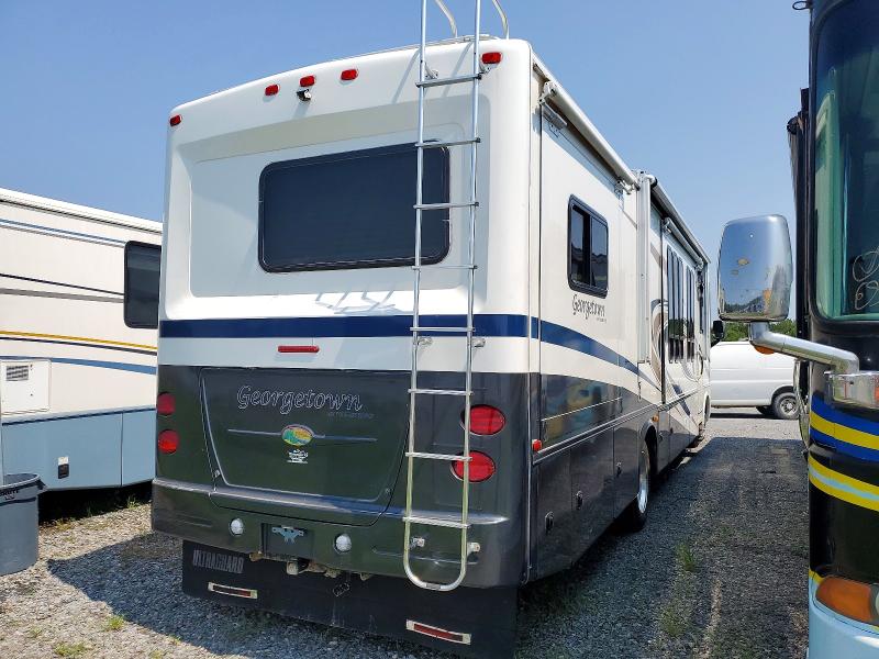 2009 Foresriver VIN 1F6NF53Y680A02188 COPART salvage auction — ROOF, TN - DEALER ONLY CLEAN TITLE, sold $5,400 on 2026-09-18 (photo 4)