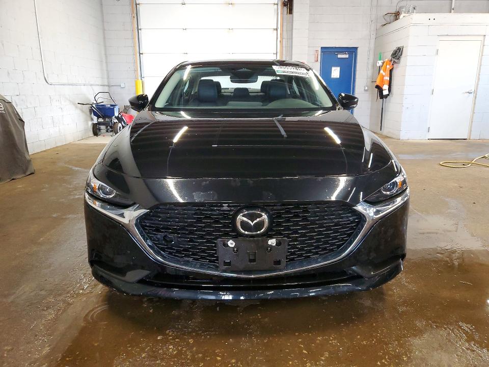 2025 Mazda 3 VIN JM1BPABM5S1761386 COPART salvage auction — REAR END, Md - Certificate Of Title (P), sold $7,000 on 2026-08-05 (photo 5)
