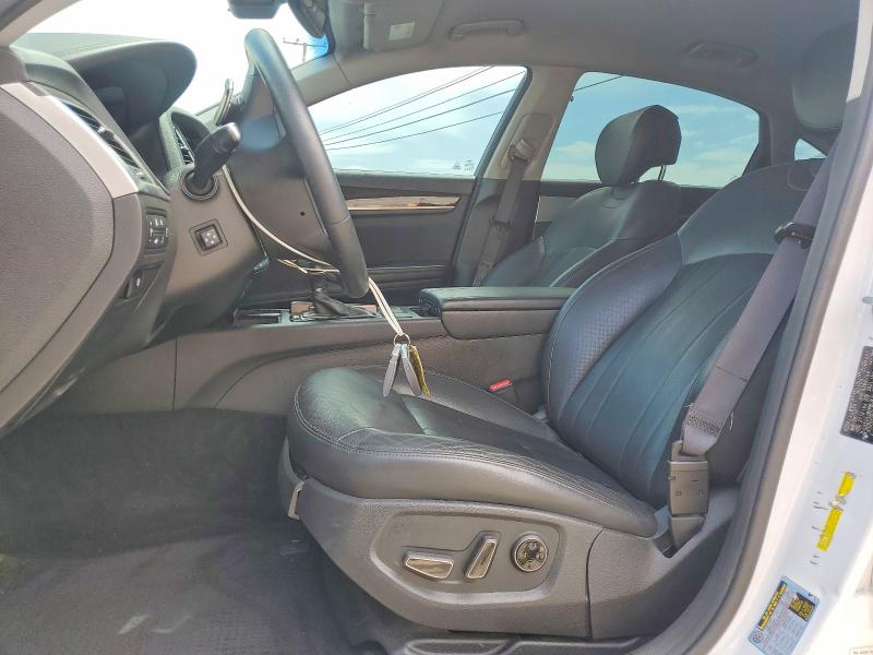 2018 Genesis G80 VIN KMHGN4JE9JU225332 COPART salvage auction — MINOR DENT/SCRATCHES, Ca - Dis/Dlr/Exp Only Clean Title, sold $2,500 on 2026-08-31 (photo 7)