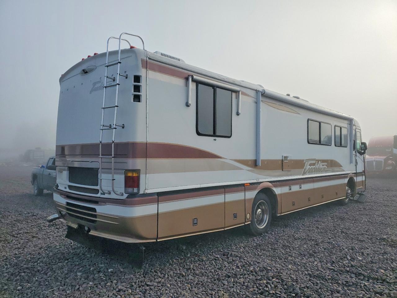 1996 VIN 4S7NT9K01TC018667 COPART salvage auction — Front End, St - Salvage Title, sold $2,900 on 2026-09-24 (photo 4)
