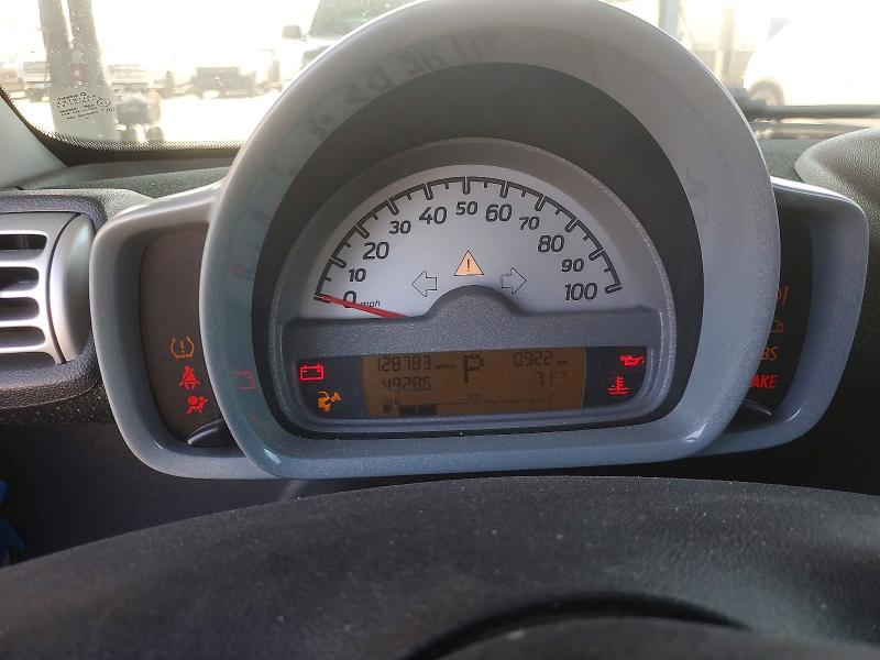2009 Smart Fortwo VIN WMEEJ31X79K273021 COPART salvage auction — FRONT END, Ca - Dis/Dlr/Exp Only Clean Title, sold $300 on 2026-08-13 (photo 9)