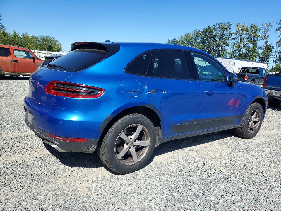2018 Porsche Macan VIN WP1AA2A50JLB24646 COPART salvage auction — SIDE, WA - BILL OF SALE, sold $8,200 on 2026-08-17 (photo 3)