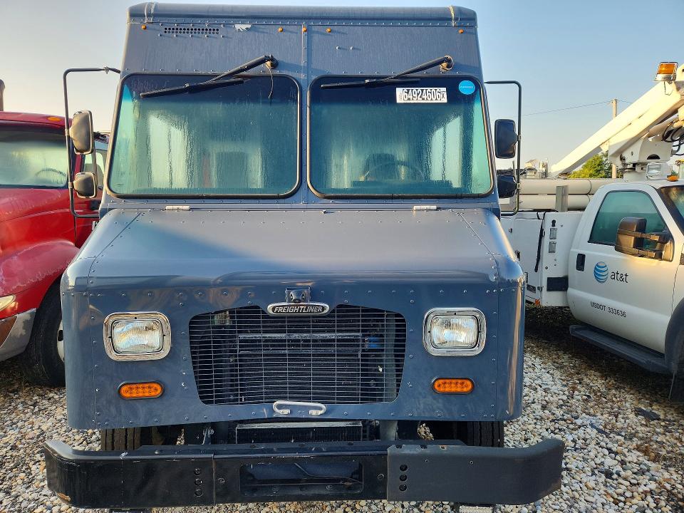 2021 Freightliner Mt45g VIN 4UZAC2GA1MCMM9385 COPART salvage auction — FRONT END, WI - CERTIFICATE OF TITLE, sold $13,000 on 2026-09-08 (photo 5)