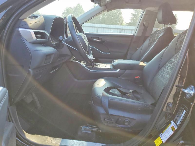 2025 Toyota Highlander VIN 5TDKBRCH7SS675000 COPART salvage auction — FRONT END, Salvage Title, sold $14,000 on 2026-08-24 (photo 7)