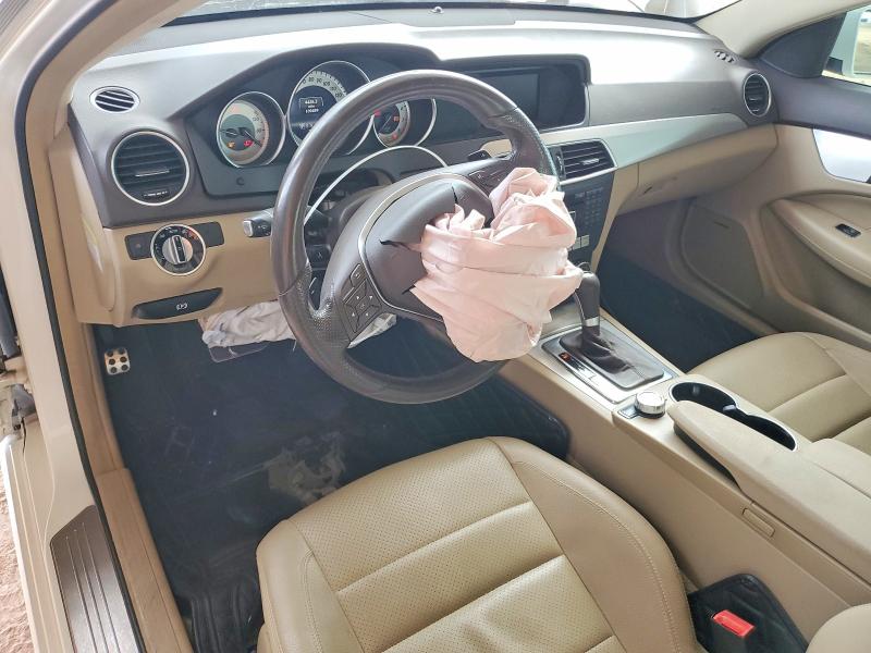2013 Mercedes-benz C-klasse VIN WDDGJ4HB1DG036839 COPART salvage auction — FRONT END, Az - Cert Of Title - Salvage, sold $575 on 2026-08-13 (photo 8)