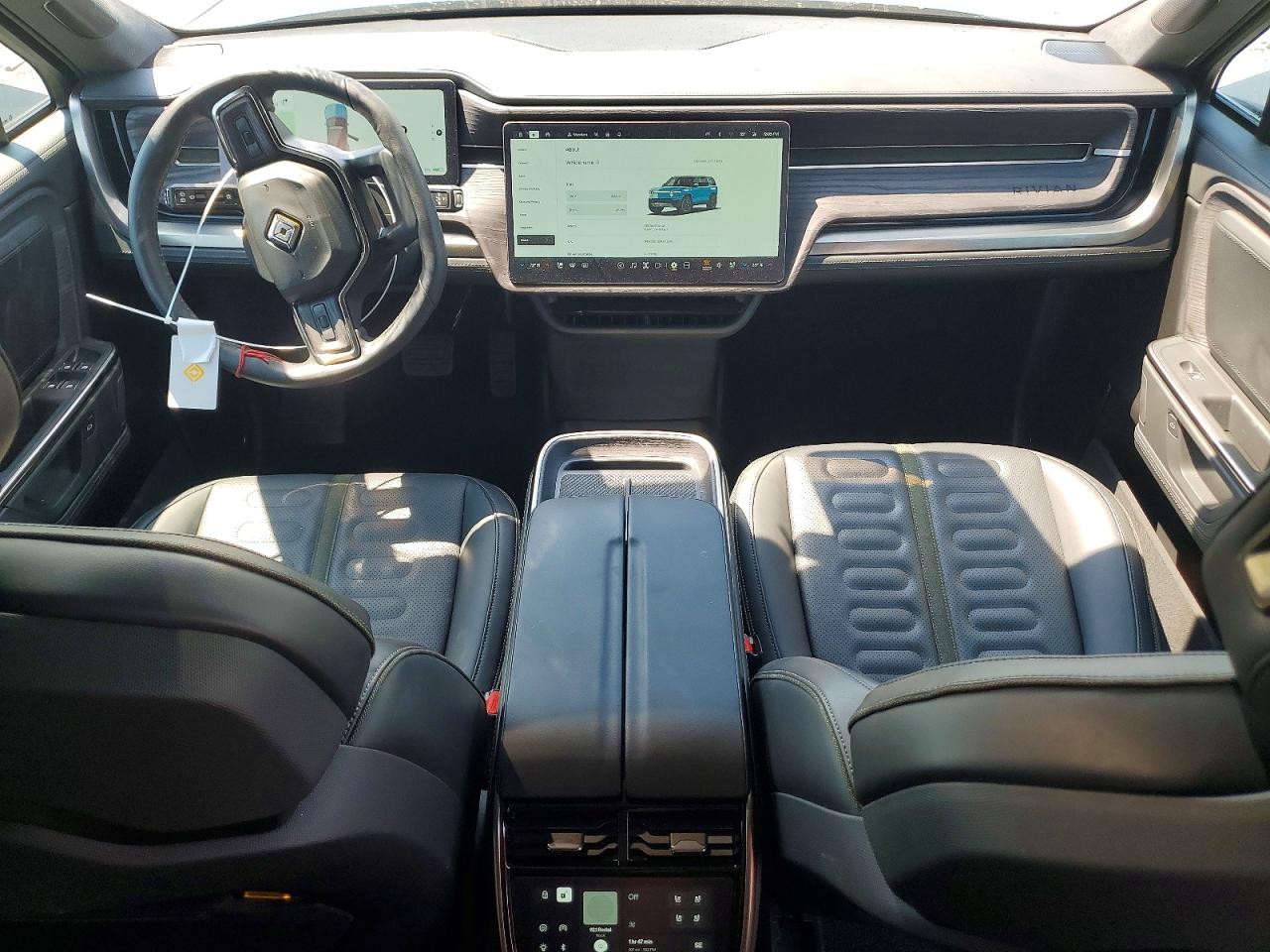 2025 Rivian R1S VIN 7PDSGBBA0SN048375 COPART salvage auction — Front End, Sc - Salvage Title, sold $16,500 on 2026-09-25 (photo 8)