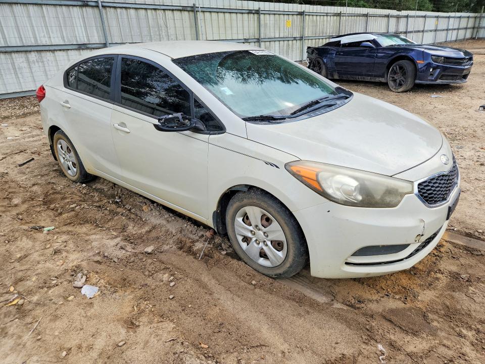 2014 Kia Forte VIN KNAFK4A69E5086981 COPART salvage auction — REAR END, Ga - Certificate Of Title, sold $400 on 2026-09-10 (photo 4)