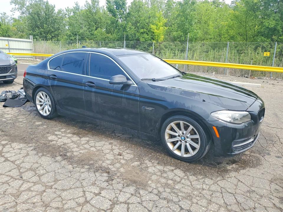 2014 BMW 5er VIN WBA5B3C56ED533038 COPART salvage auction — MINOR DENT/SCRATCHES, Mi - Certificate Of Title (P), sold $825 on 2026-08-21 (photo 4)