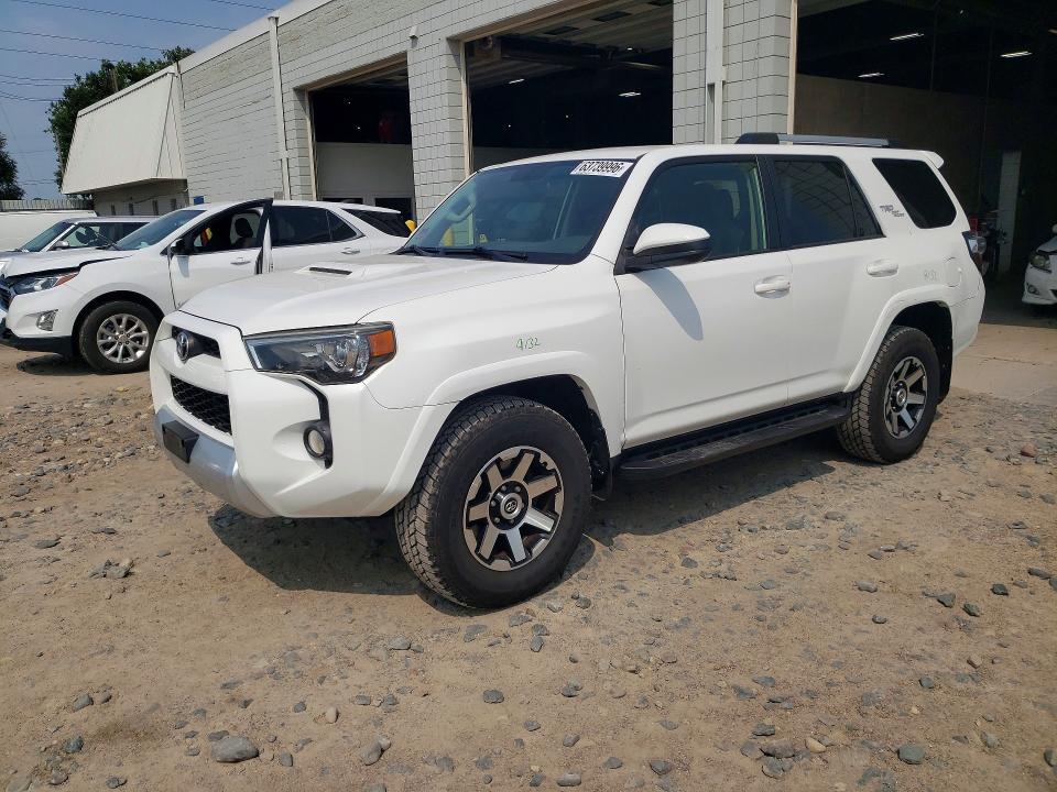 2017 Toyota 4runner VIN JTEBU5JR9H5449968 — COPART salvage auction photo