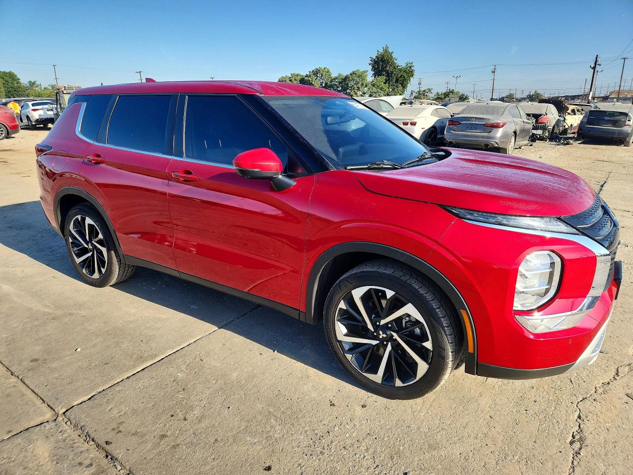 2024 Mitsubishi Outlander VIN JA4J3VA8XRZ069889 COPART salvage auction — Front End, CA - SALVAGE CERTIFICATE, sold $12,800 on 2026-09-11 (photo 4)