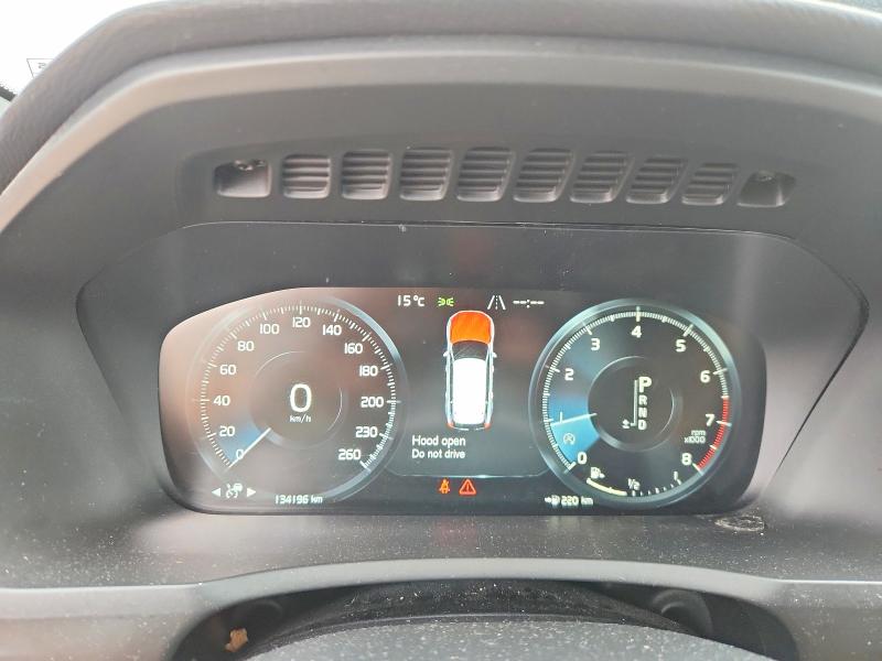 2018 Volvo Xc90 VIN YV4A22PL9J1330917 COPART salvage auction — WATER/FLOOD, AB - BOS - NONREPAIRABLE, sold $7,000 on 2026-08-20 (photo 9)