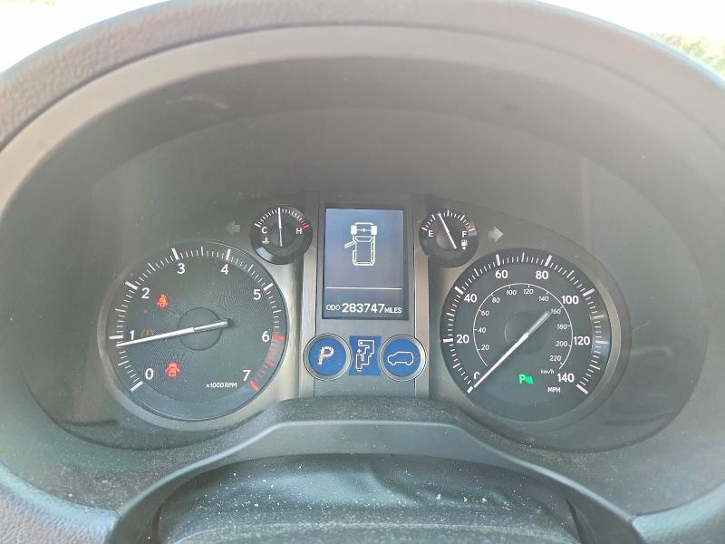 2010 Lexus Gx 460 VIN JTJBM7FX2A5014333 COPART salvage auction — MINOR DENT/SCRATCHES, MD - CERTIFICATE OF TITLE, sold $6,000 on 2026-08-28 (photo 9)