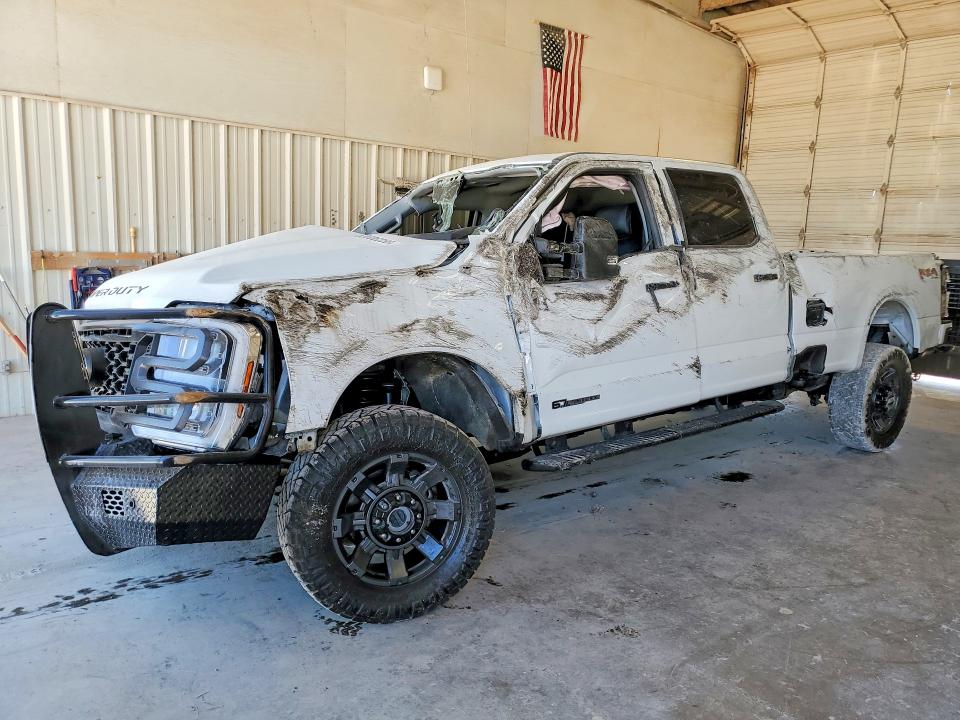 2024 Ford F350 VIN 1FT8W3BT2RED02870 — COPART salvage auction photo